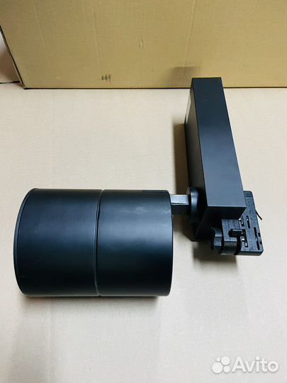 Светильник галогеновый