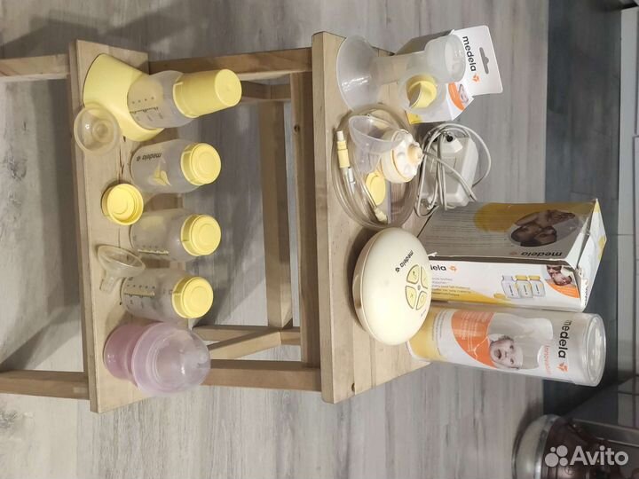 Молокоотсос medela электрический