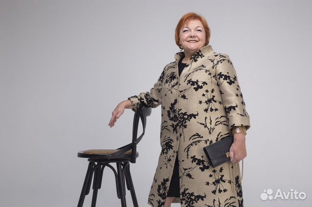 Платье Хит сезона. Расклешенное платье на запах, отрезное по линии талии. Часть 