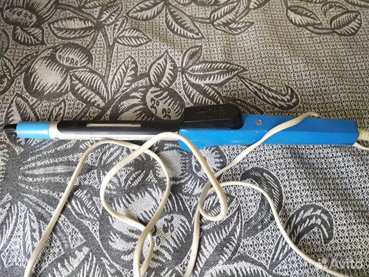 Щипцы для завивки волос