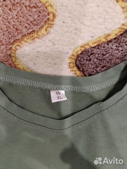 Комплект новых шорт и кофты