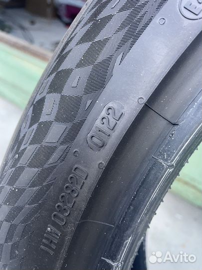 Continental ContiSportContact 7 275/40 R22