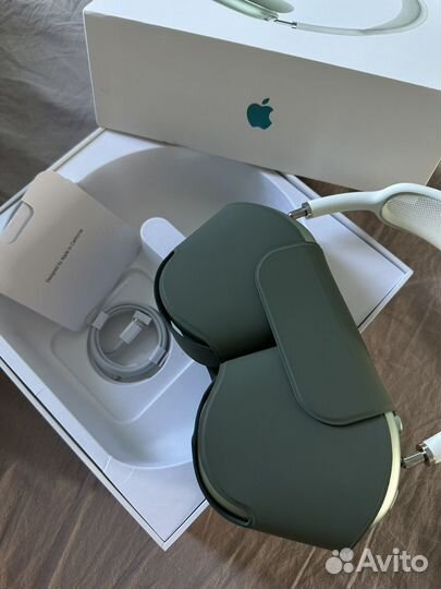 Airpods max