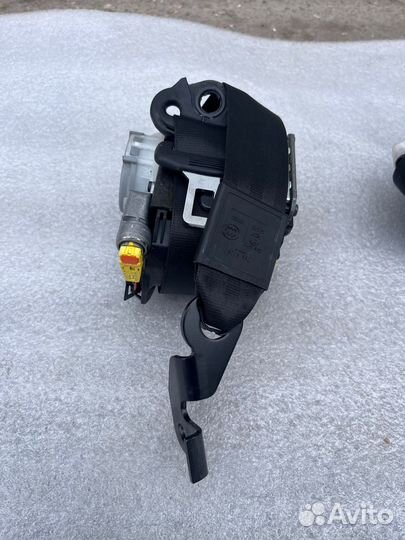 Ремень безопасности Audi Q5