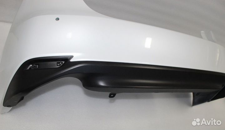 Задний бампер камри 70 белый перламутр 2018-2021