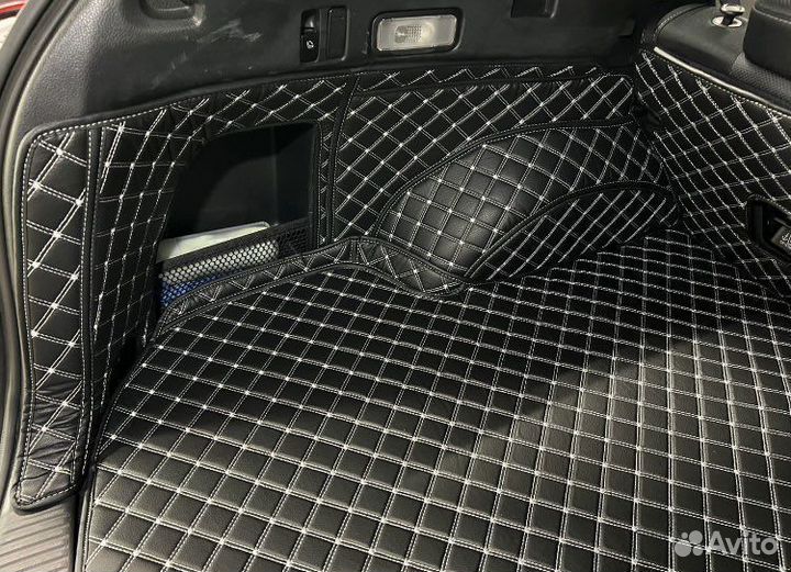 3d коврики в багажник Yaris Verso