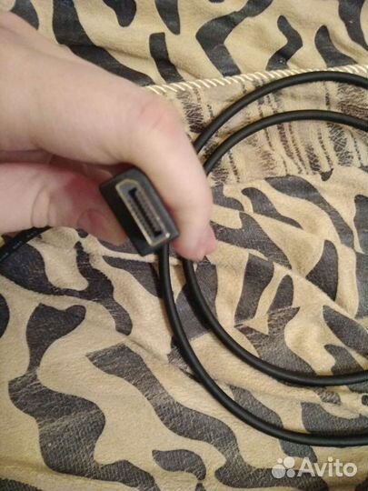 Кабель для монитора