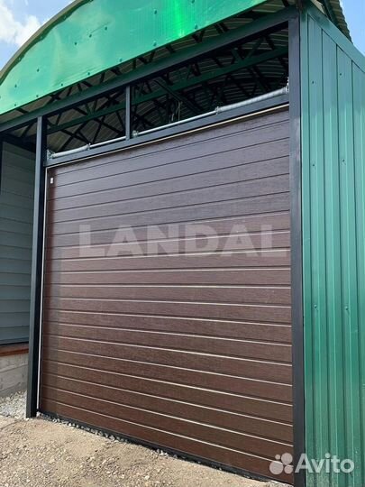 Секционные ворота