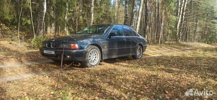 BMW 5 серия 2.5 AT, 1998, 100 000 км