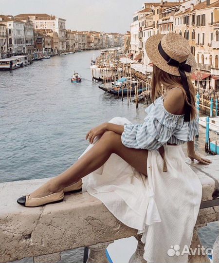 Соллменная шляпа канотье с лентой