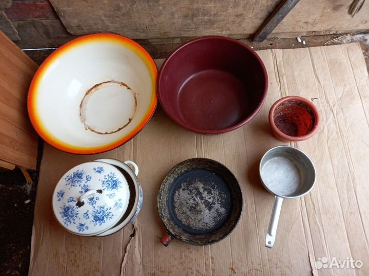 Посуда, блюда, тазы, ведра,кастрюли