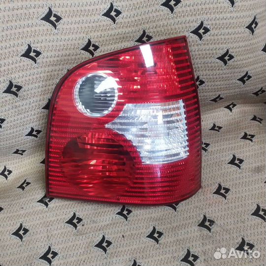 Фонарь правый задний VW Polo 2001-2008