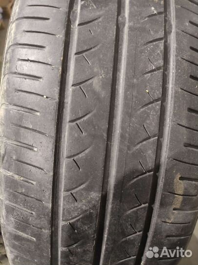 Yokohama BluEarth-GT AE-51 215/60 R16 99H