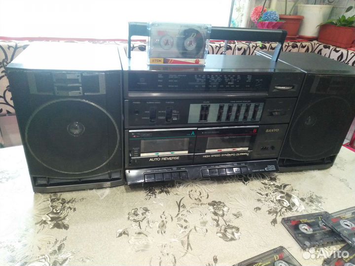 Кассетный магнитофон Sanyo c33k