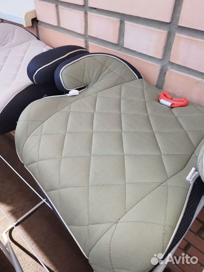 Автокресло бустер