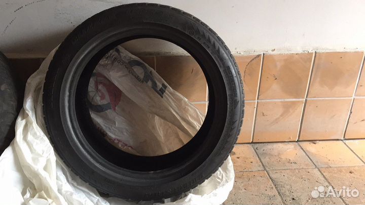 Bridgestone Blizzak LM-25 225/45 R17