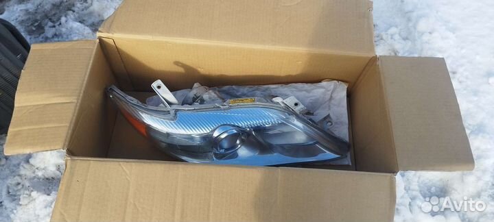 Фара правая toyota camry 40 рест. ксенон 09-11