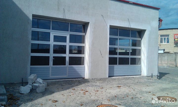 Подъемные секционные ворота