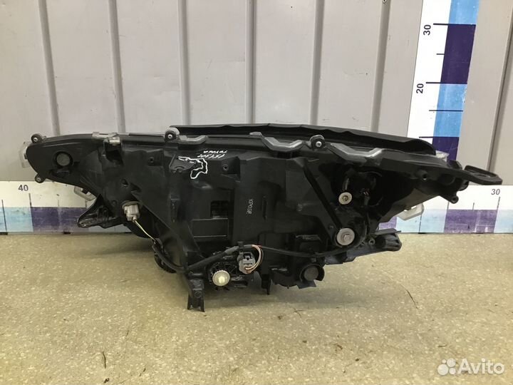 Фара правая Toyota RAV 4 2018