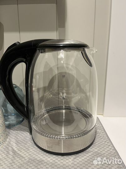 Чайник Kitfort KT-657 с регулировкой температуры