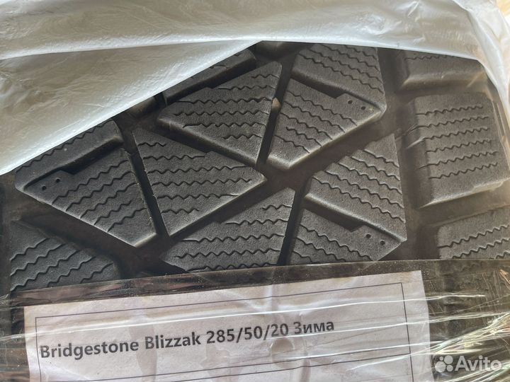 Bridgestone Blizzak DM-V3 285/50 R20