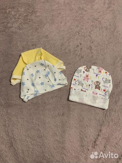 Шапочки и рукавички для малыша