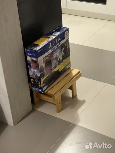 Ps 4 slim