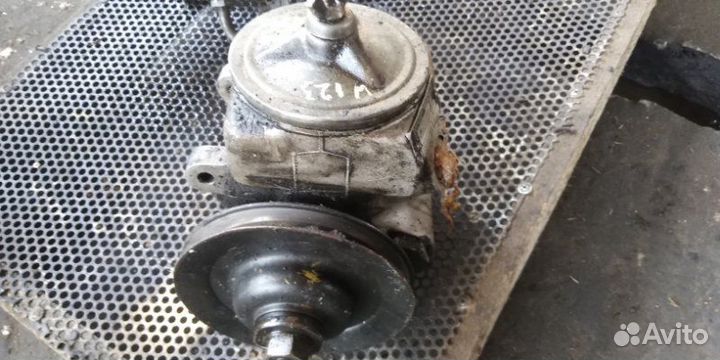 Насос гур Mercedes-Benz W123 W123 OM615