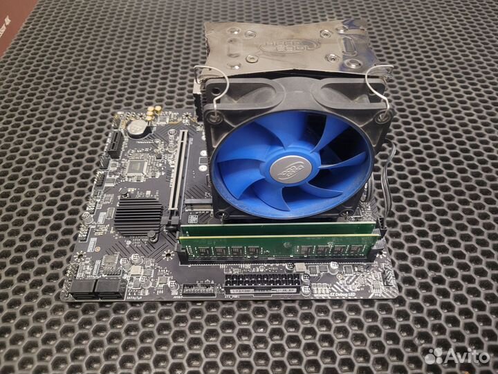 Комплект i5-12400 + плата + 16gb + кулер
