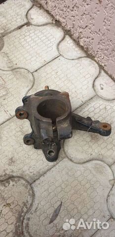 Поворотный кулак Volvo S40