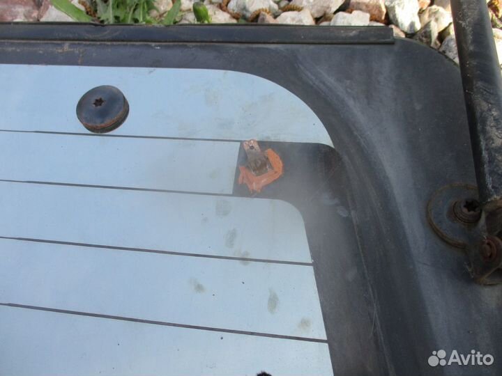 Стекло двери багажника Ford Explorer 1991-1994г