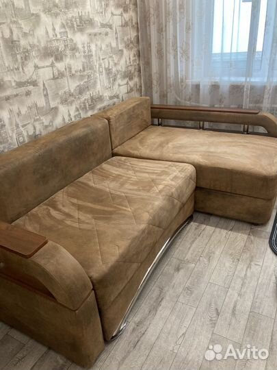 Угловой диван моника