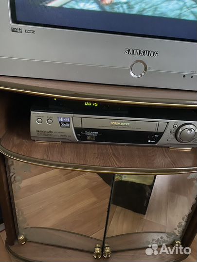 Телевизор samsung