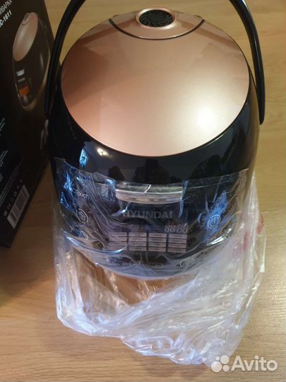 Мультиварка Hyundai, hymc-1611, новая, на гарантии