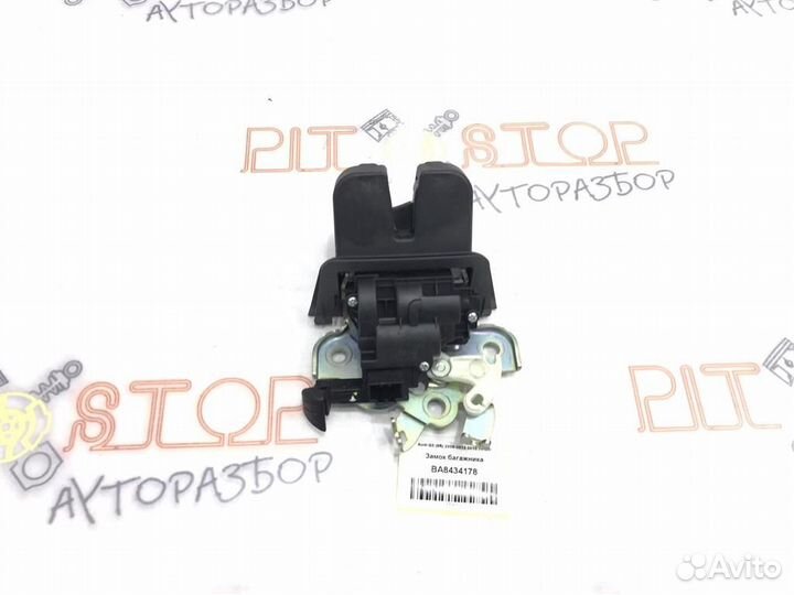 Замок багажника Audi Q5 (8R) 2008-2012