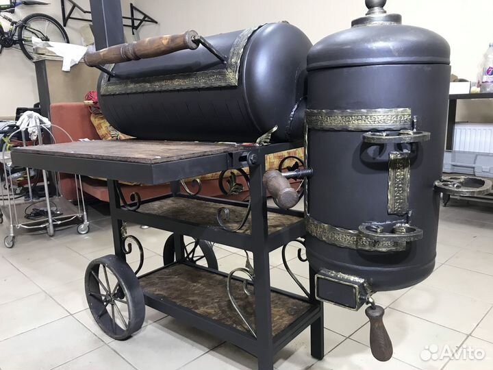 Мангал с коптильней