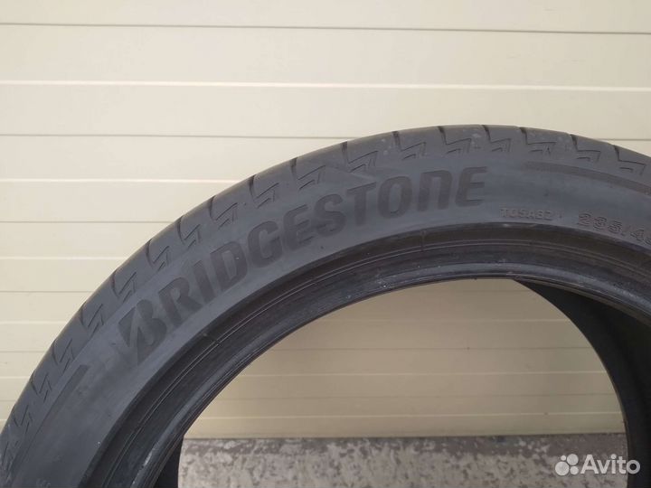 Bridgestone Turanza T005A 235/45 R18 94W