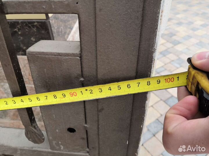 Дверь кованая