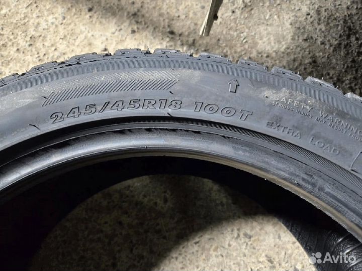 Maxtrek Trek M7 245/45 R18 100T