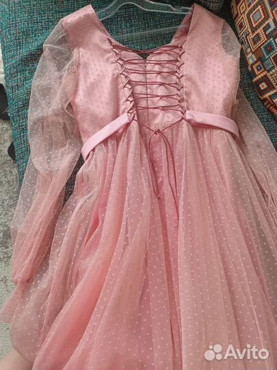 Вечернее платье