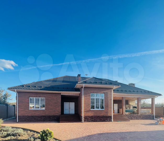 Дом 179 м² на участке 40 сот.