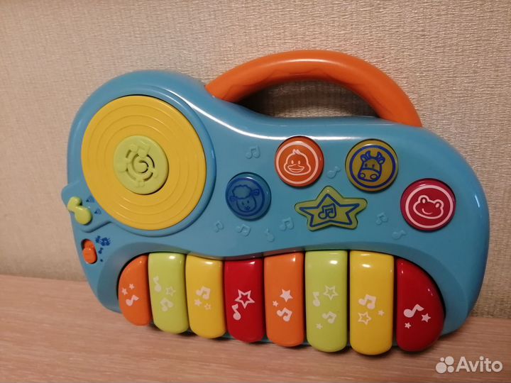 Детская музыкальная игрушка