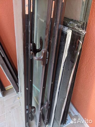 Балконные окна, стекла