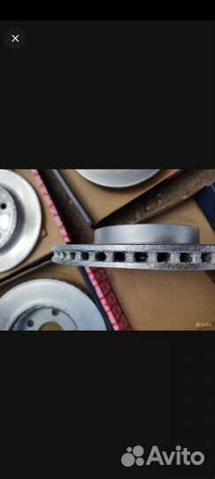 Тормозные диски на toyota Corolla e150(оригинал)