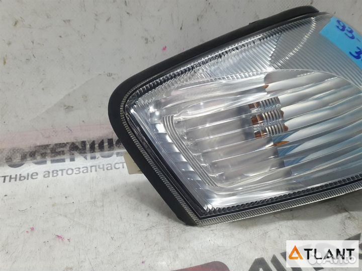 Габарит передний правый nissan AD