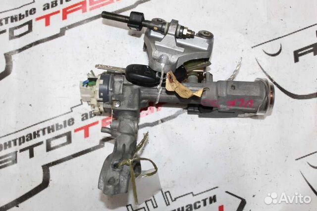 Замок зажигания toyota celsior UCF30 UCF31 С ключо