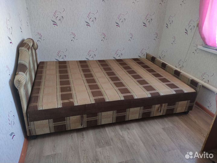 Кровать тахта