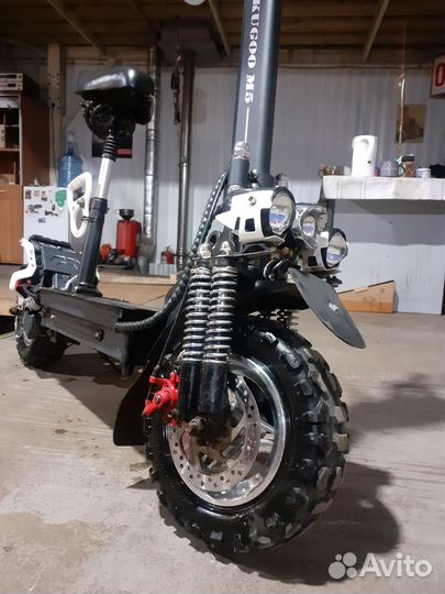 Электросамокат Kugoo M5