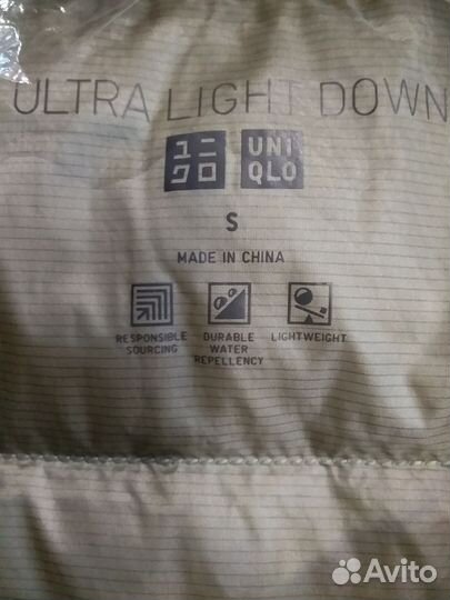 Жилетка uniqlo женская s цвет зеленый новая