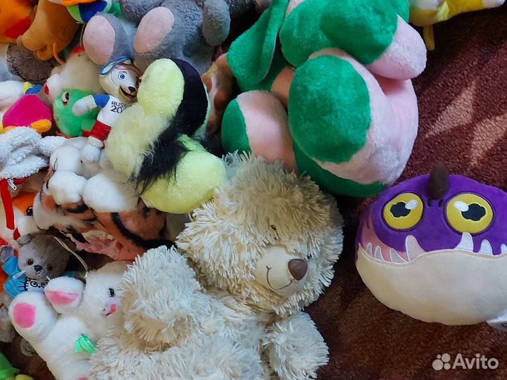 Огромный пакет мягких игрушек